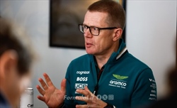 Aston Martin - Cowell spiana la strada a Newey con una «macchina per salsicce» - Aston Martin - Cowell spiana la strada a Newey con una «macchina per salsicce»