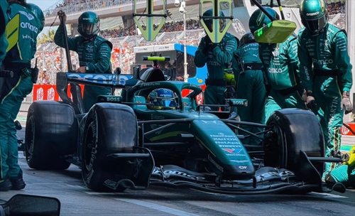 Aston Martin e Newey: crisi profonda o fiducia cieca? - Aston Martin e Newey: crisi profonda o fiducia cieca?