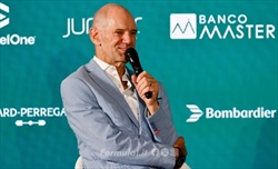 Aston Martin, Newey: «Potrò iniziare a lavorare solo a marzo. Avrò due mesi di ritardo»