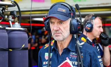Aston Martin, offerta monstre ad Adrian Newey. Ma la Ferrari non molla: i dettagli  - Aston Martin, offerta monstre ad Adrian Newey. Ma la Ferrari non molla: i dettagli 