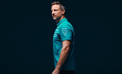Jenson Button è il nuovo volto di Aston Martin: ecco quale ruolo ricoprirà  - Aston Martin sceglie Jenson Button 