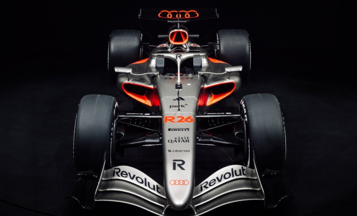 Audi, presentata la R26 per il debutto in Formula 1