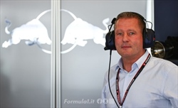 Autosport, Jos Verstappen: «Non credo che la FIA stia facendo un buon lavoro. Ridicoli»