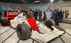 Ayrton Senna Forever, la mostra da oltre 100mila visitatori proroga a Torino