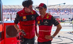 Binotto dopo il GP di Ungheria: «Ecco la mia decisione sul muretto Ferrari»
