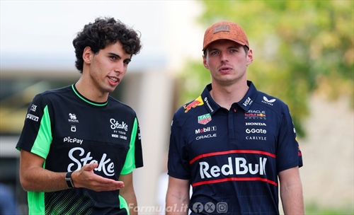 Bortoleto ammira Verstappen: «È già nella storia»