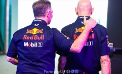 Botta e risposta tra Newey e Horner sulle difficoltà Red Bull