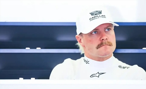 Bottas, il ritorno in F1 vale oro: all’asta il casco di Melbourne - Bottas, il ritorno in F1 vale oro: all’asta il casco di Melbourne