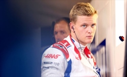 Brawn: «Mick Schumacher? Ampi margini di miglioramento. C'è una cosa che ha ereditato dal padre»