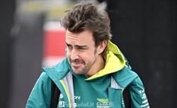 BREAKING: Alonso rinnova con l'Aston Martin 