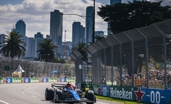 BREAKING - GP Australia - La Williams ritira una vettura: il motivo