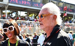 Briatore attende la power unit Mercedes: «Potremo lottare per il titolo. Quando? Nel 2027» - Briatore attende la power unit Mercedes: «Potremo lottare per il titolo. Quando? Nel 2027»