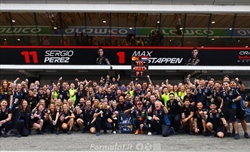 Brillante con Max, opaca con Checo: Red Bull, qual è il tuo reale valore? - Brillante con Max, opaca con Checo: Red Bull, qual è il tuo reale valore?