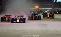 Brundle: «Il Max 2.0 è ancora irritabile, Perez testa calma e matura. Su Leclerc ed Hamilton...» - Brundle: «Il Max 2.0 è ancora irritabile, Perez testa calma e matura. Su Leclerc ed Hamilton...»