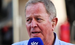 Brundle sulle Sprint: «Troppa pressione sui team, non è necessario»