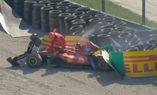 Brutto incidente per Leclerc a Monza - Brutto incidente per Leclerc a Monza