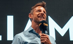 Button: «F1 induce all'egoismo. Budget cap? Effetti tra 2 o 3 anni. Sorpreso dalla Red Bull» - Button: «Amo la F1, ma ti induce all'egoismo. 
