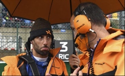 Button difende Ricciardo: «I membri di un team dovrebbero proteggere i piloti»
