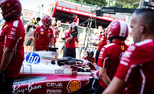 Button vede una sola criticità in Ferrari: «Hanno tutti paura di essere licenziati»