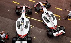 Calendario F1, Steiner invoca 'nuovamente' la suddivisione territoriale: «Così è difficile» - Calendario F1, Steiner invoca 'nuovamente' la suddivisione territoriale: «Così è difficile»
