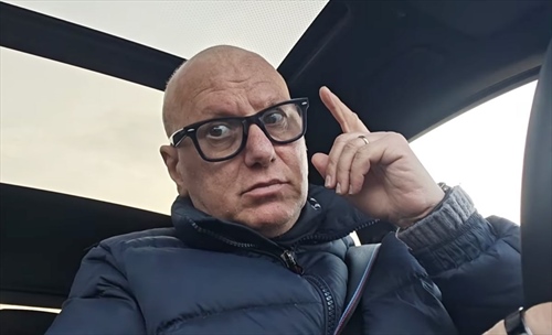 Carlo Vanzini parla delle sue condizioni di salute: «Qua tra poco ricrescerà qualcosa»