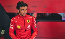 Carlos Sainz parla di un possibile rinnovo con la Ferrari