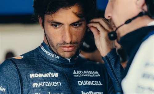Carlos Sainz rompe il silenzio: «Ecco perchè non sono andato in Mercedes»