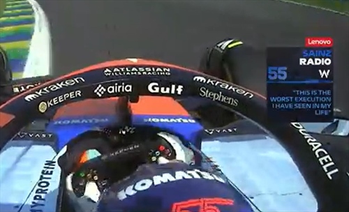 Carlos Sainz scatterà ultimo nella Sprint Race: il momento chiave dell'eliminazione  - Carlos Sainz scatterà ultimo nella Sprint Race: un grave errore di squadra 