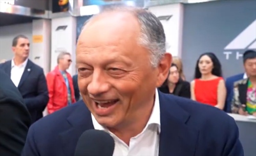 Caro Vasseur, c'è poco da ridere: ora basta mancanze di rispetto! - Caro Vasseur, c'è poco da ridere...
