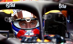Clamoroso a Singapore: Verstappen eliminato in Q2 e indagato. Rischia di partire ultimo