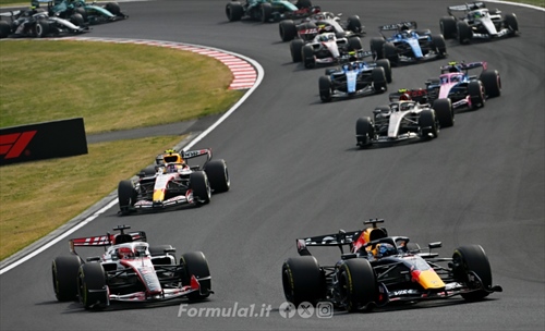 Clamoroso, la FIA pronta a modificare il regolamento: l’indiscrezione da Suzuka