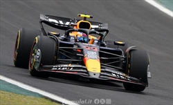 Clamoroso: Red Bull ha scelto il compagno di Verstappen per il 2025. E non è Pérez... - Clamoroso: Red Bull ha scelto il compagno di Verstappen per il 2025. E non è Pérez...
