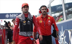 Clamoroso: Sainz rifiuta l'Audi, ecco la squadra che ha scelto - Clamoroso: Sainz rifiuta l'Audi, ecco la squadra che ha scelto