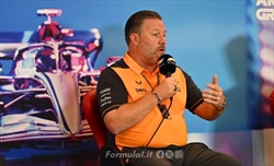 Contatto Norris-Verstappen in Austria - Il CEO della McLaren assolve Max e critica gli steward