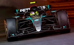 Continua la tensione in Mercedes: niente aggiornamenti per Hamilton