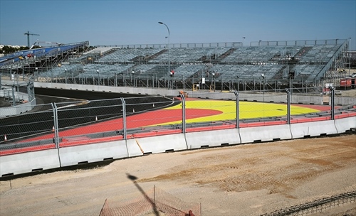 Corsa contro il tempo al Madring. Le foto a 3 settimane dal GP - Corsa contro il tempo al Madring