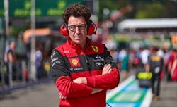 Coulthard difende Binotto: «Non è lui a mettere l'auto contro le barriere, ma...» - Coulthard difende Binotto: «Non è lui a mettere l'auto contro le barriere, ma...»