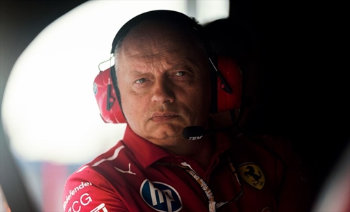 Crisi Ferrari, Vasseur va blindato. Cambiare ora sarebbe un suicidio