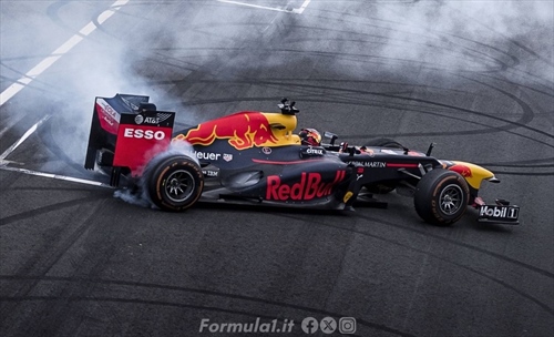 «Da quel giorno è scattato qualcosa»: Verstappen svela la svolta del 2018 - «Da quel giorno è scattato qualcosa»: Verstappen svela la svolta del 2018