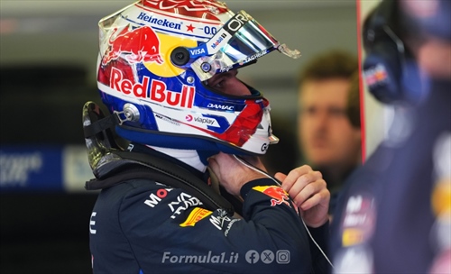 Da Verstappen critiche feroci, ma il 2026 merita tempo