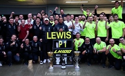 Dal disastro che favorì Verstappen al centenario record di Lewis: numeri e storie del GP di Russia - Dal disastro che favorì Verstappen al centenario record di Lewis: Numeri e storie del Gp di Russia