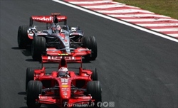 Dal miracolo di Raikkonen all'incredibile beffa per Massa: numeri e storie del GP del Brasile - Dal miracolo di Raikkonen alla beffa per Massa: numeri e storie del GP del Brasile