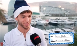 Il Natale segreto dei piloti della Formula 1. Dal Monopoli ad un vero leone, ma il più geniale è Charles - Dal Monopoli a un leone vero. I regali del Natale segreto dei piloti della Formula 1