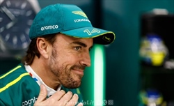 De la Rosa: «Alonso non preoccupato dalla Sprint. A lui basta un giro per andare forte»