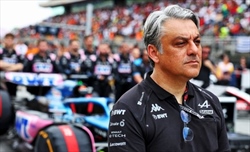 De Meo: «Alpine diventerà la Ferrari francese». La sua strategia - De Meo: «Alpine diventerà la Ferrari francese, vi spiego»
