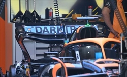 Dieci aggiornamenti, un pacchetto da mezzo secondo che McLaren ha tenuto nascosto per la Spagna
