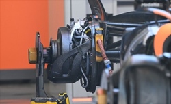 Un pacchetto da mezzo secondo, 10 aggiornamenti, che McLaren ha tenuto nascosti per il GP di Spagna - Dieci aggiornamenti, un pacchetto da mezzo secondo che McLaren ha tenuto nascosto per la Spagna