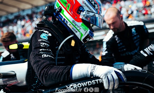 «Dobbiamo rivedere gli ordini di squadra»: Antonelli analizza la bagarre con Russell - «Dobbiamo rivedere gli ordini di squadra»: Antonelli analizza la bagarre con Russell