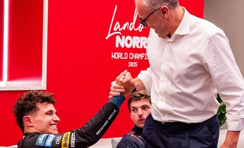 Domenicali celebra Norris: «Un campione unico, importante per i giovani»