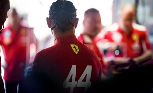 Domenicali ne è sicuro: «Hamilton vincerà con la Ferrari»
